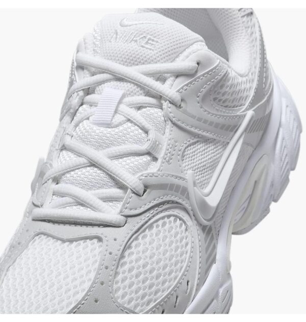 Кросівки чоловічі Nike V5 Rnr White Black Metallic Silver (HQ7901-101)