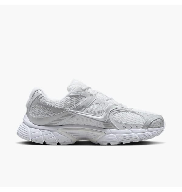 Кросівки чоловічі Nike V5 Rnr White Black Metallic Silver (HQ7901-101)