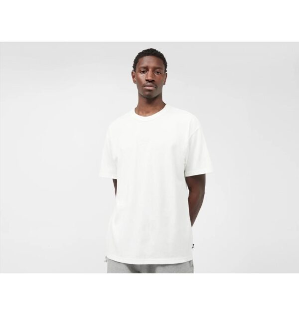 Футболка чоловіча Nike Sportswear Premium Essentials T-Shirt (DO7392-101)