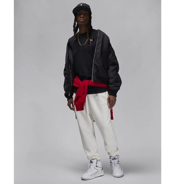 Футболка чоловіча Jordan Paris (HF1440-010)